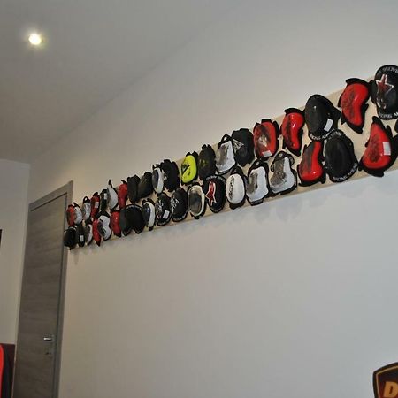 Italian Piston House Sport Moto Rent Millesimo Exterior foto