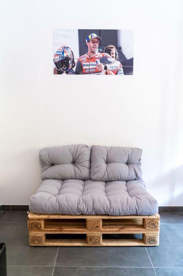 Italian Piston House Sport Moto Rent Millesimo Exterior foto